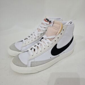 Nike Blazer '77 White and Black Women's High-Top Sneakers Accents size 9